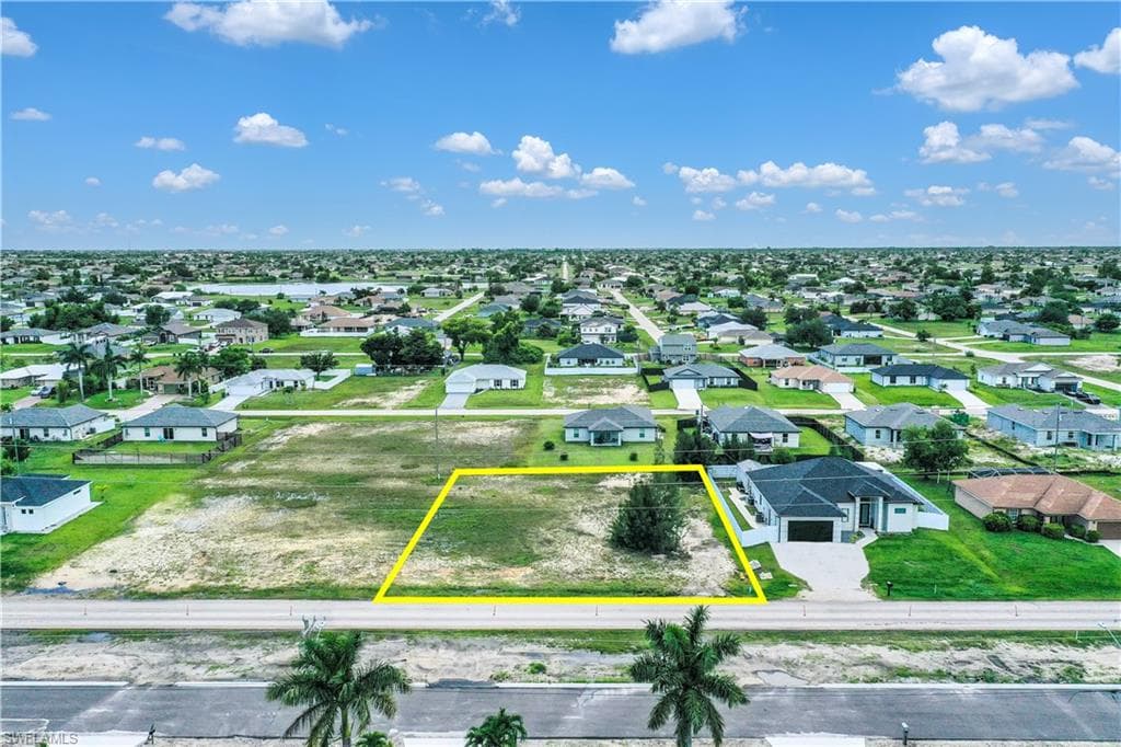 1210 Santa Barbara BLVD N CAPE CORAL, FL 33993