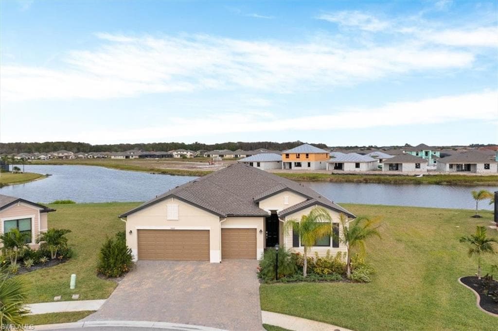 3408 Nombella CT FORT MYERS, FL 33905