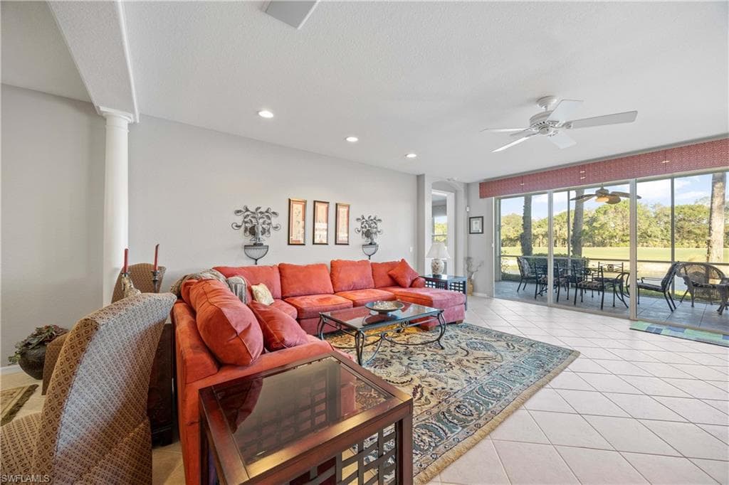 4660 Winged Foot CT 104 NAPLES, FL 34112