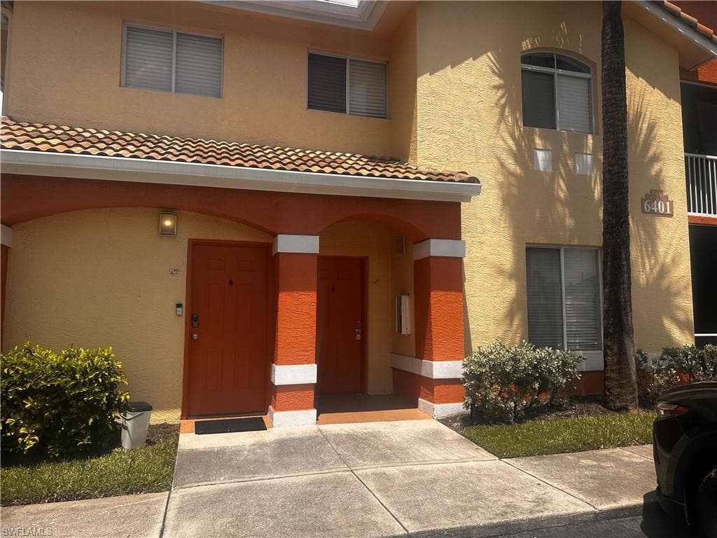 6401 Aragon WAY 102 FORT MYERS, FL 33966