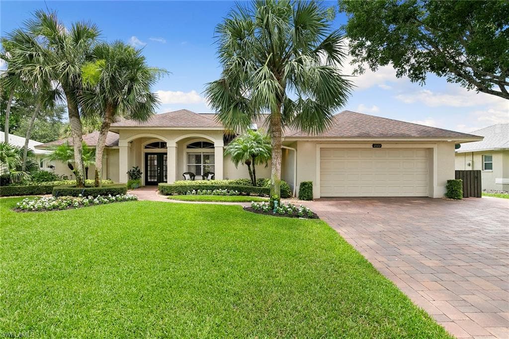 2322 River Reach DR NAPLES, FL 34104