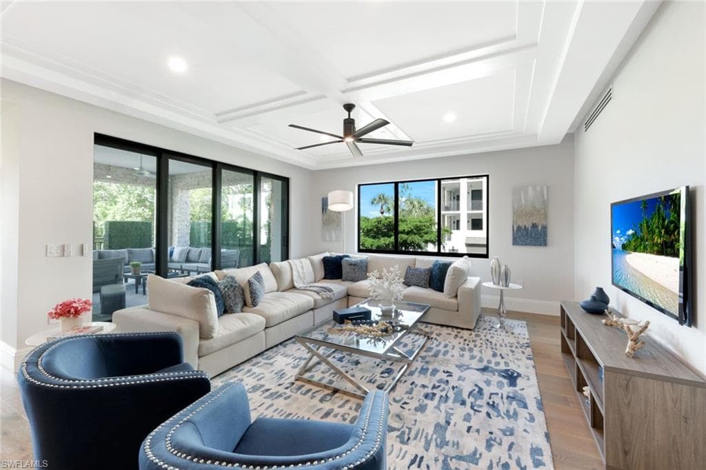 1130 3rd AVE S 207 NAPLES, FL 34102