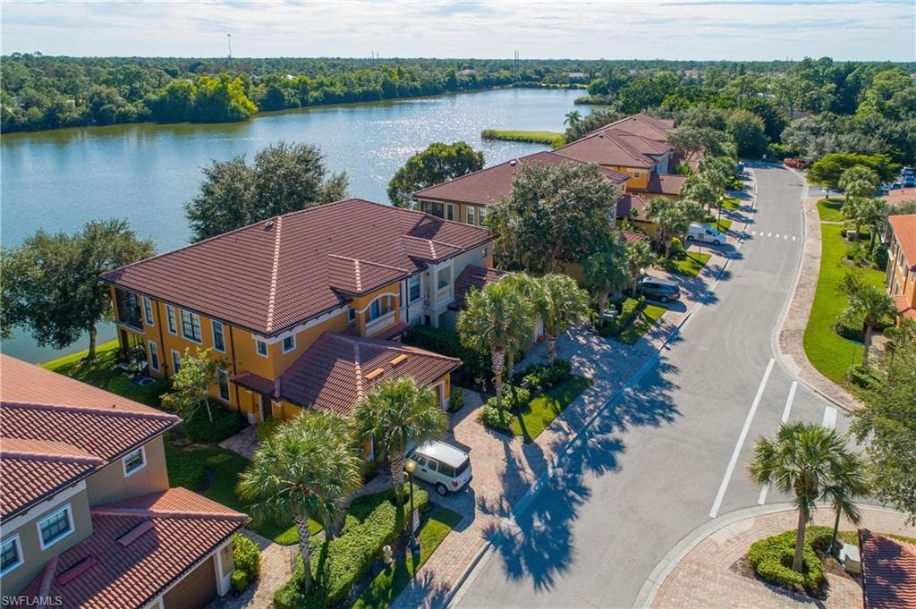 1308 Verde DR 3 NAPLES, FL 34105