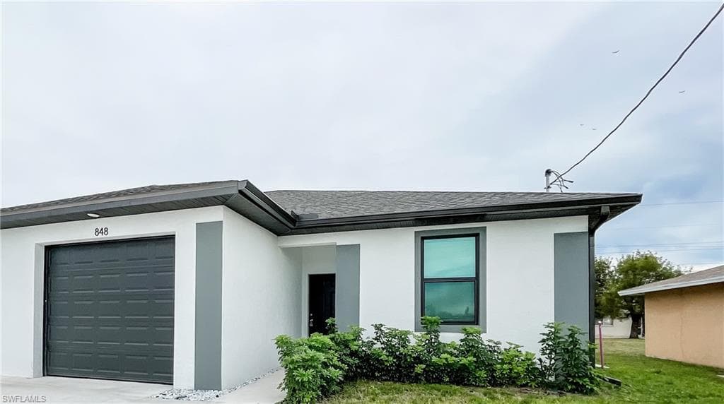 848 SE 8th ST CAPE CORAL, FL 33990