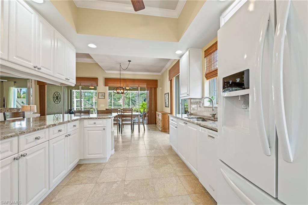 28864 Yellow Fin TRL BONITA SPRINGS, FL 34135