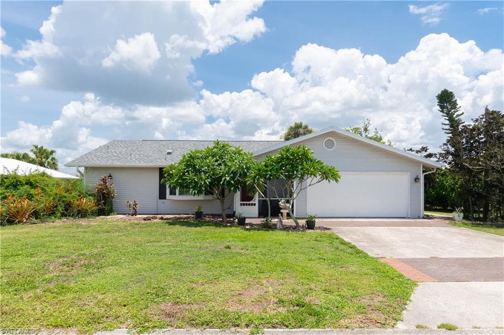 6340 P G A DR NORTH FORT MYERS, FL 33917