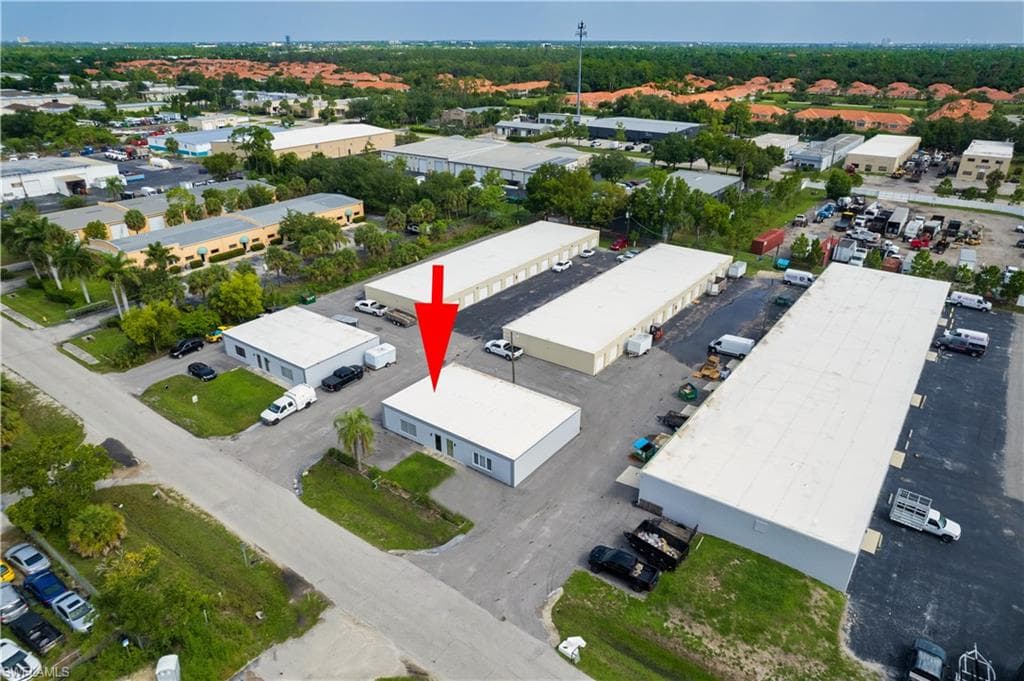 2235 Bruner LN FORT MYERS, FL 33912