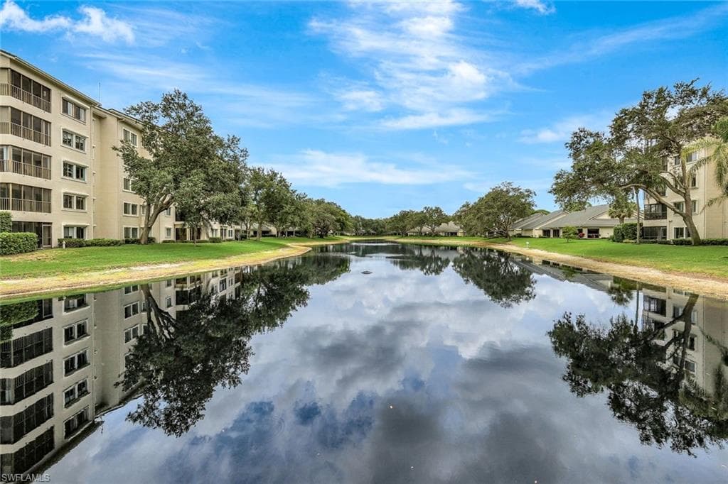 900 Arbor Lake DR 207 NAPLES, FL 34110
