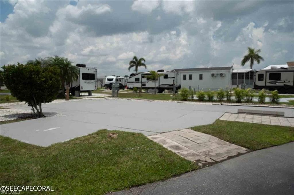19681 #328 Summerlin RD FORT MYERS, FL 33908