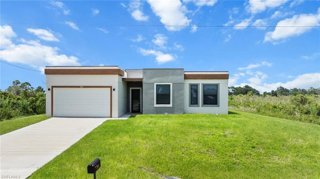 3006 72nd ST W LEHIGH ACRES, FL 33971