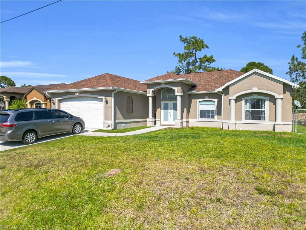 682 Delmonico ST LEHIGH ACRES, FL 33974