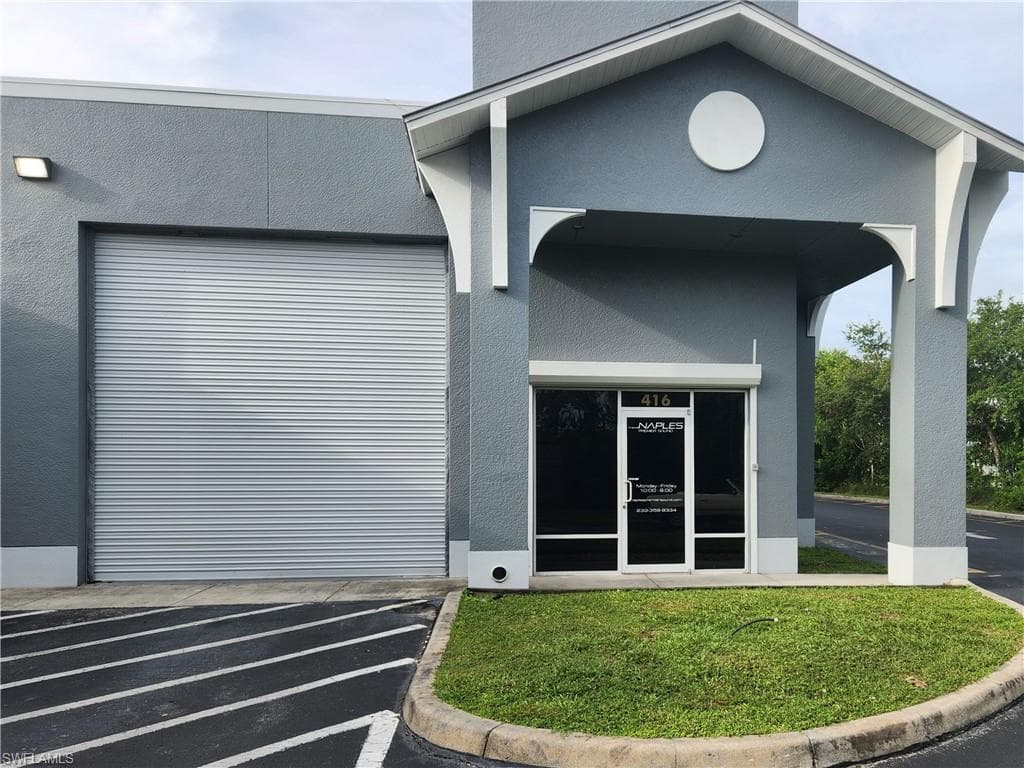 3899 Mannix DR 416 NAPLES, FL 34114