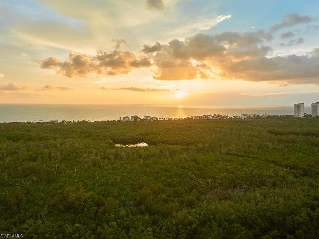7225 Pelican Bay BLVD 2205 NAPLES, FL 34108
