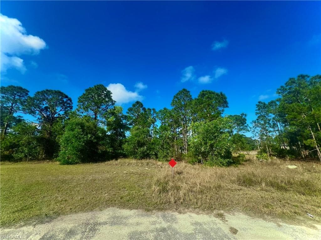 747 Delridge CT LEHIGH ACRES, FL 33974