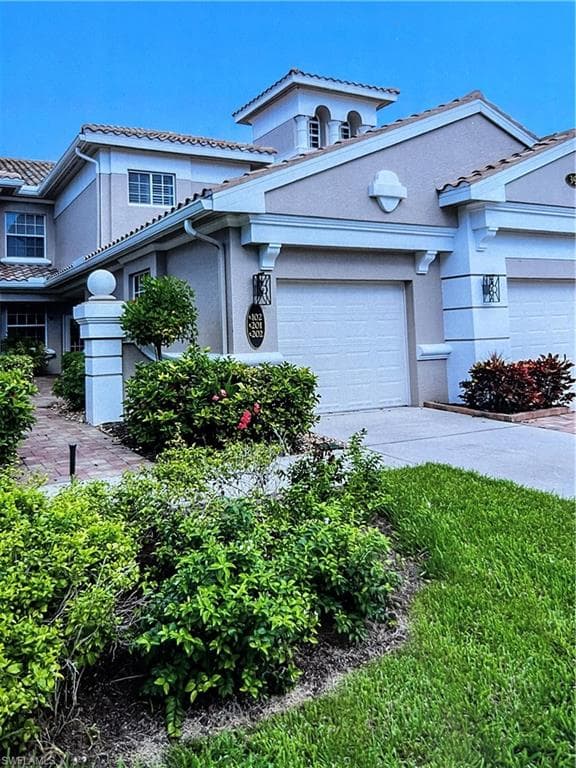 3975 Deer Crossing CT 102 NAPLES, FL 34114