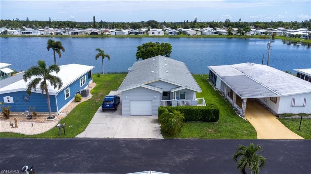 3139 Indian Village LN NORTH FORT MYERS, FL 33917