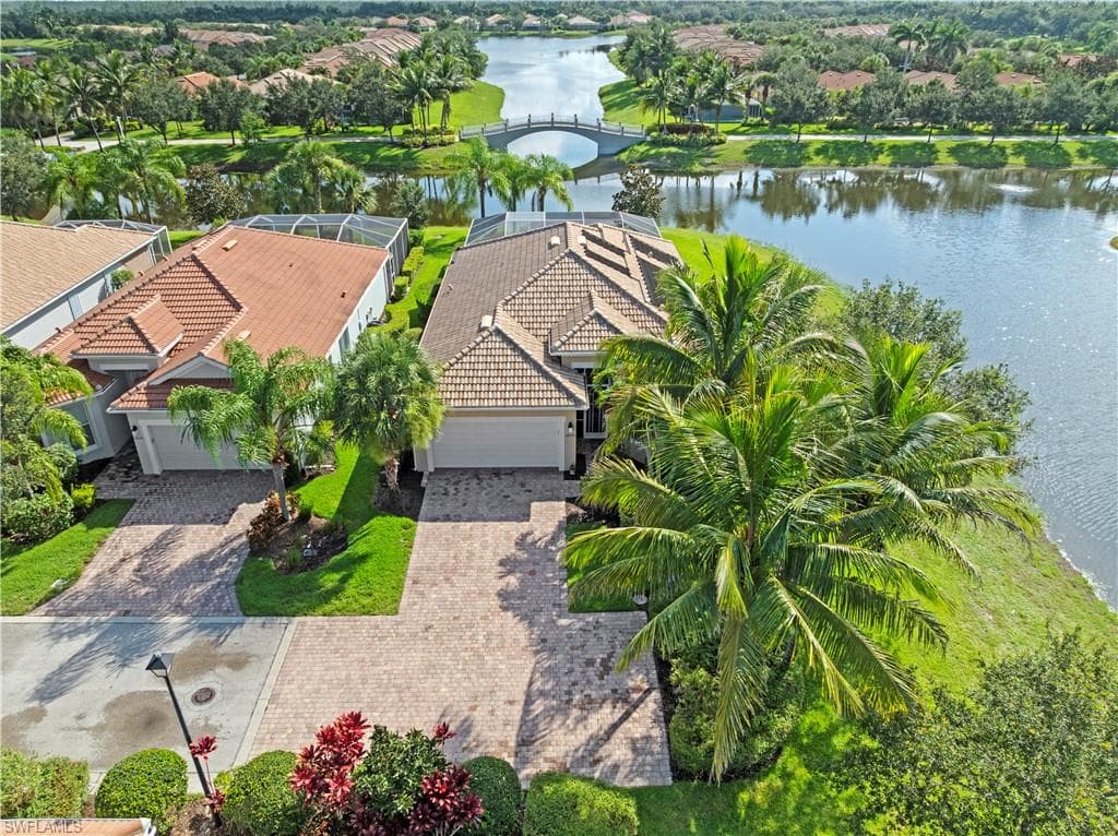 28195 Jewel Fish LN BONITA SPRINGS, FL 34135