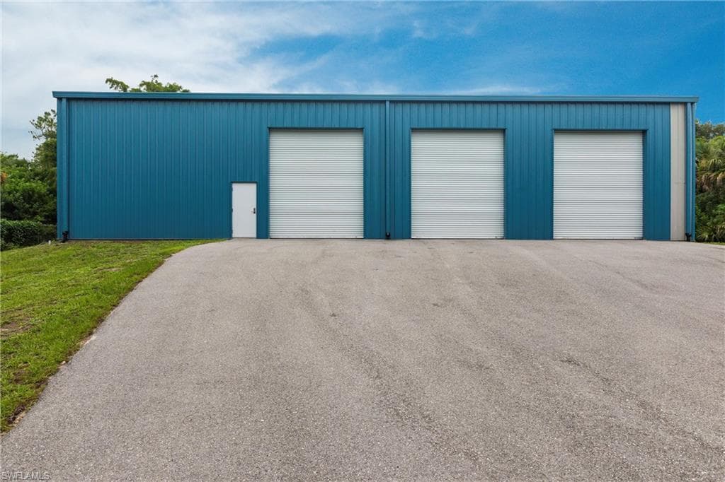 730 29th ST SW NAPLES, FL 34117