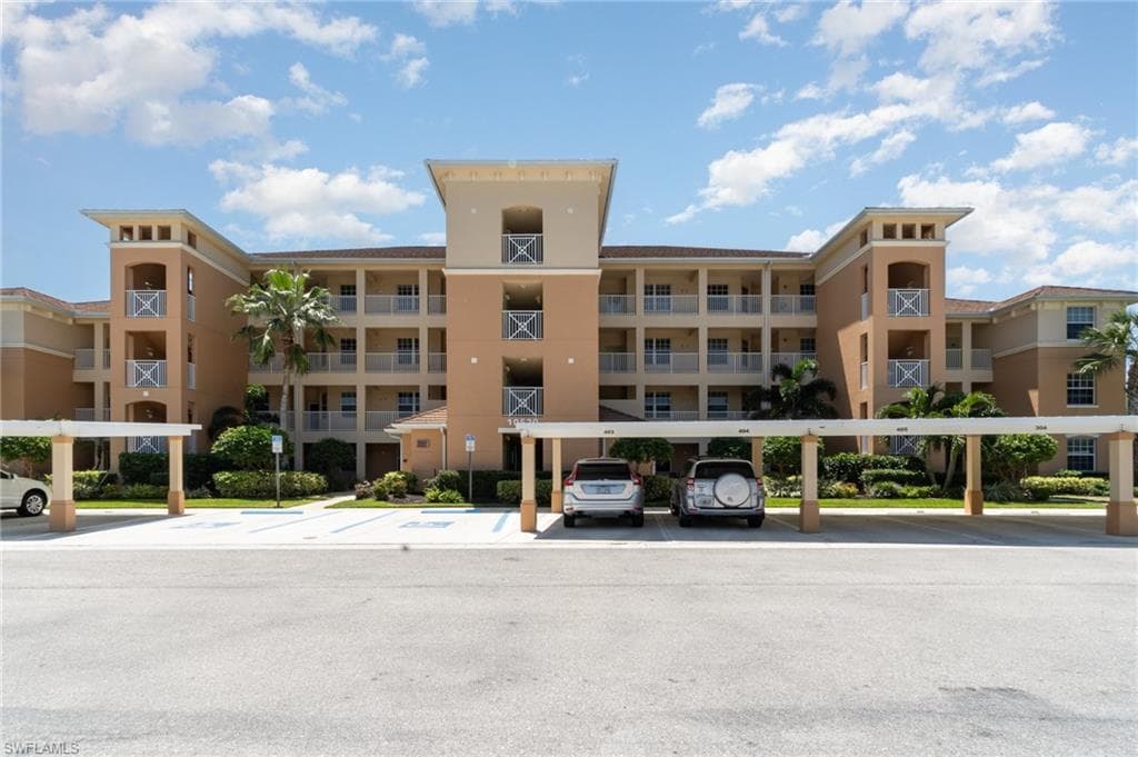 10520 Amiata WAY 303 FORT MYERS, FL 33913