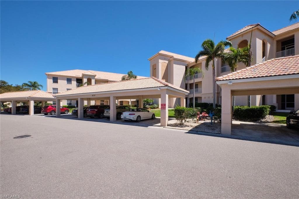 9170 Southmont CV 105 FORT MYERS, FL 33908