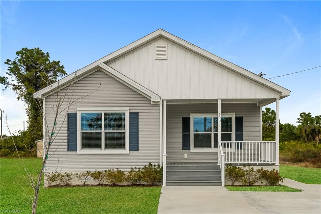 863 Grant BLVD LEHIGH ACRES, FL 33974