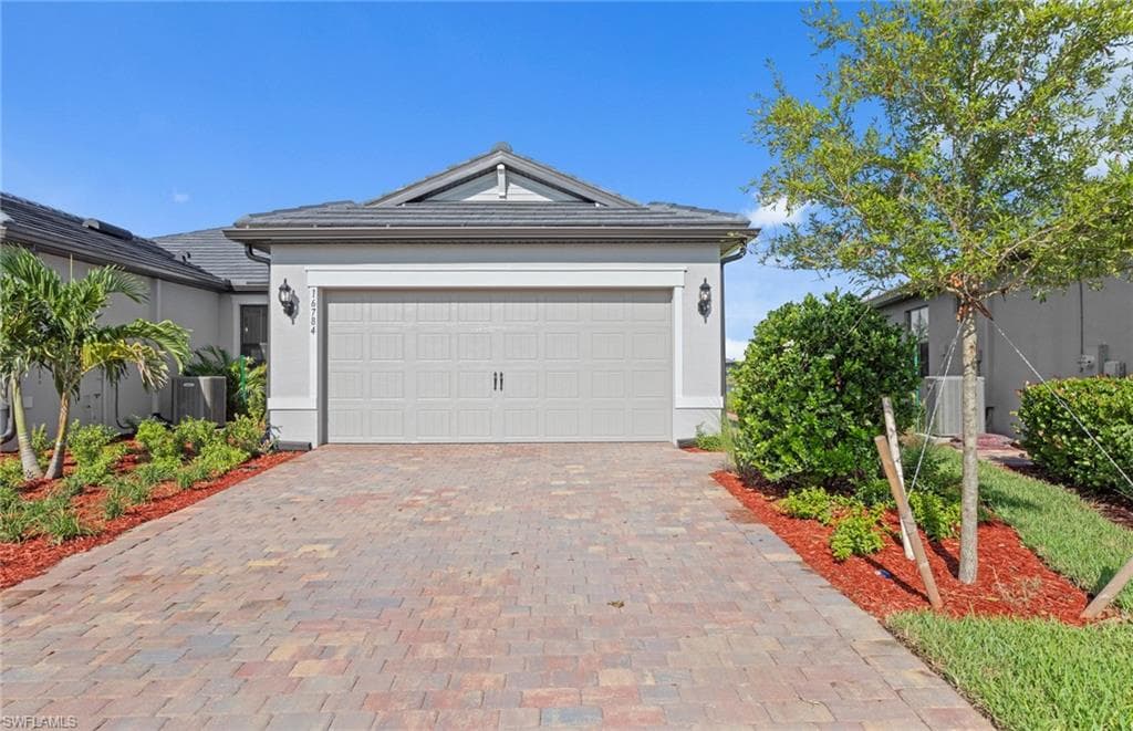 16784 Rolling Rock BLVD ALVA, FL 33920
