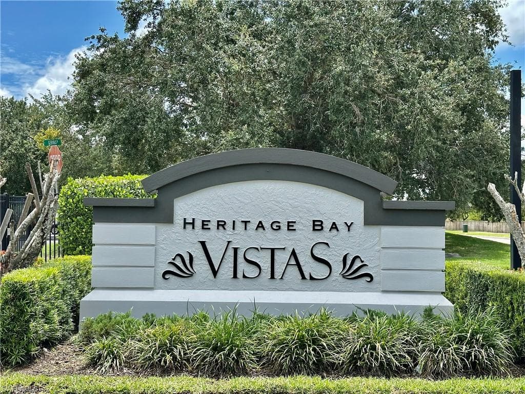 9077 Gervais CIR 910 NAPLES, FL 34120