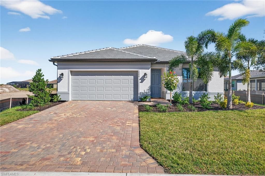 3999 Sweet Alyssum TER ALVA, FL 33920