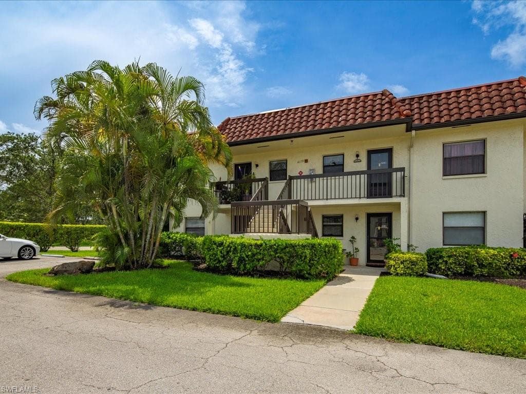4178 27th CT SW 101 NAPLES, FL 34116