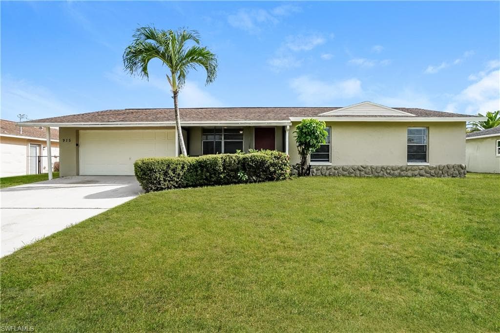 915 SE 19th ST CAPE CORAL, FL 33990