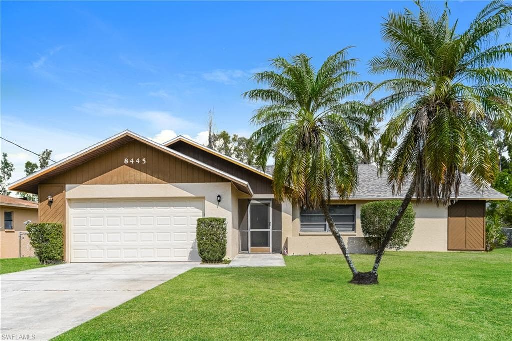 8445 Winged Foot DR FORT MYERS, FL 33967