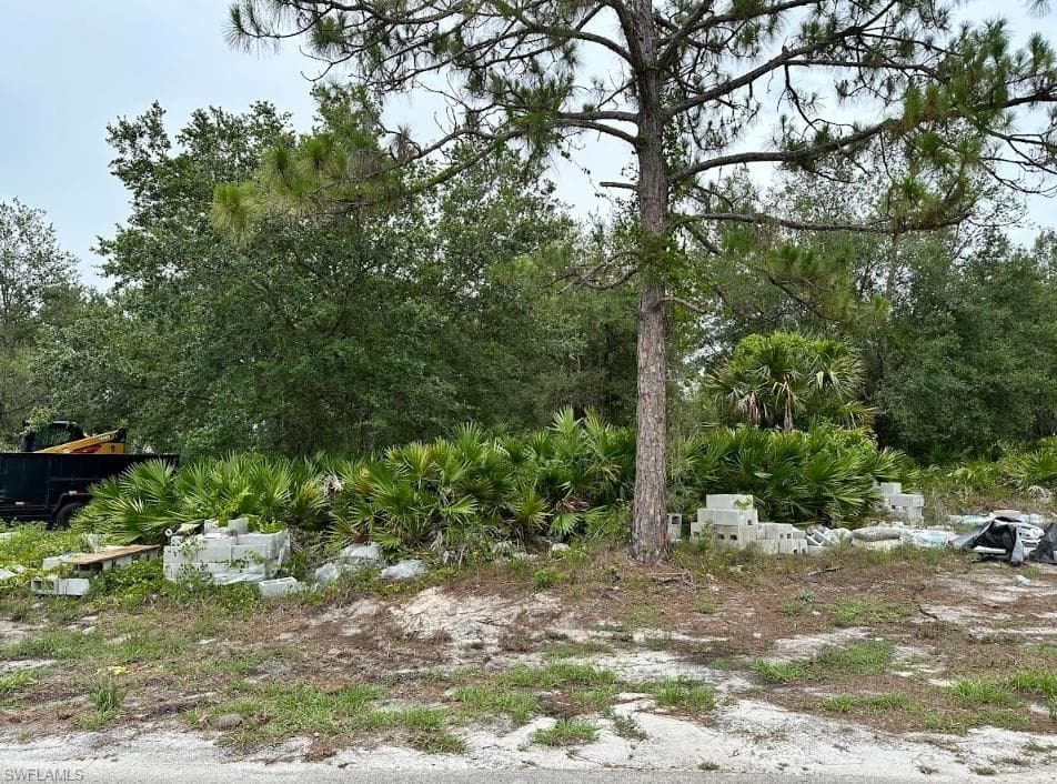 547 Cypress AVE S LEHIGH ACRES, FL 33974