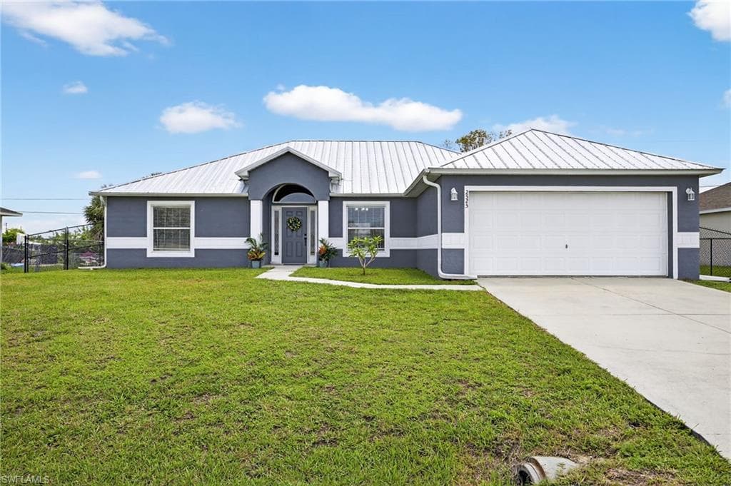 2525 4th PL CAPE CORAL, FL 33909