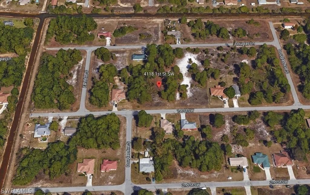 4118 1st ST SW LEHIGH ACRES, FL 33976