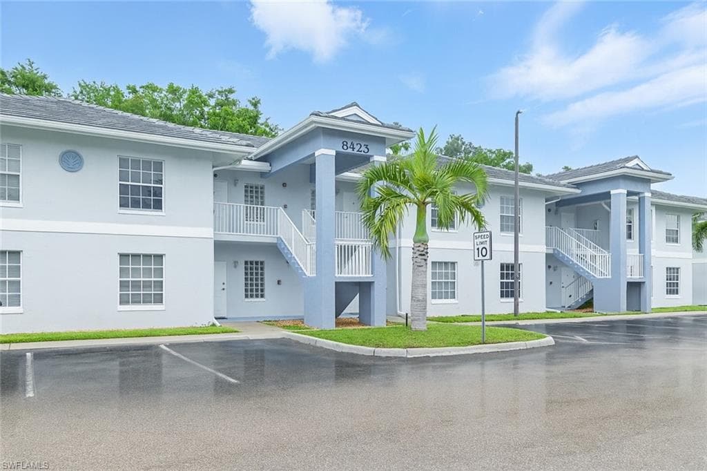 8423 Bernwood Cove LOOP 401 FORT MYERS, FL 33966