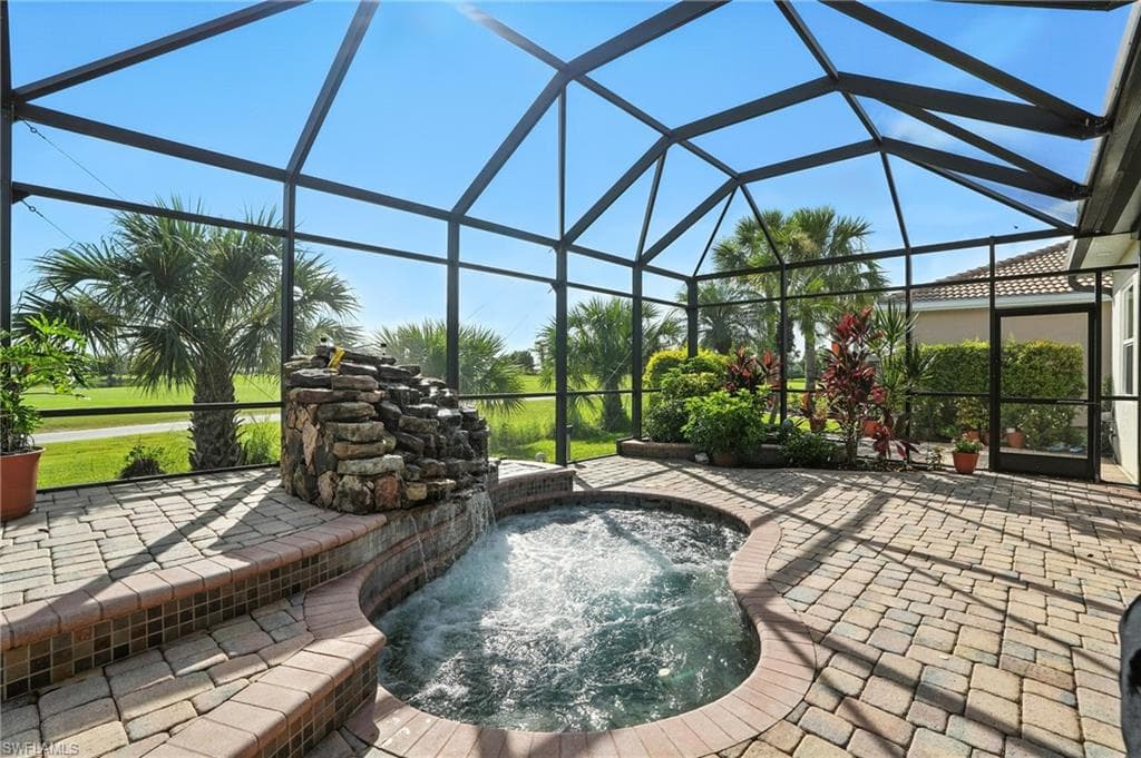 20745 Castle Pines CT NORTH FORT MYERS, FL 33917