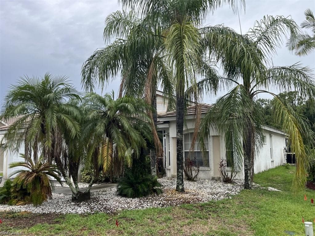9490 Tranquil CT BONITA SPRINGS, FL 34135