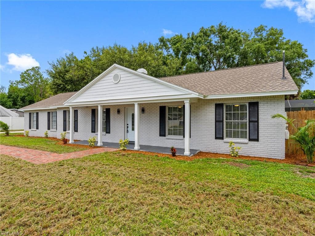 8701 Fountain AVE TAMPA, FL 33615