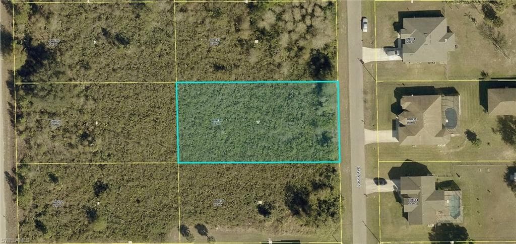 609 Louis AVE LEHIGH ACRES, FL 33972