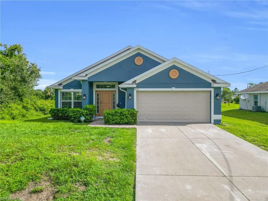 2920 6th ST SW LEHIGH ACRES, FL 33976