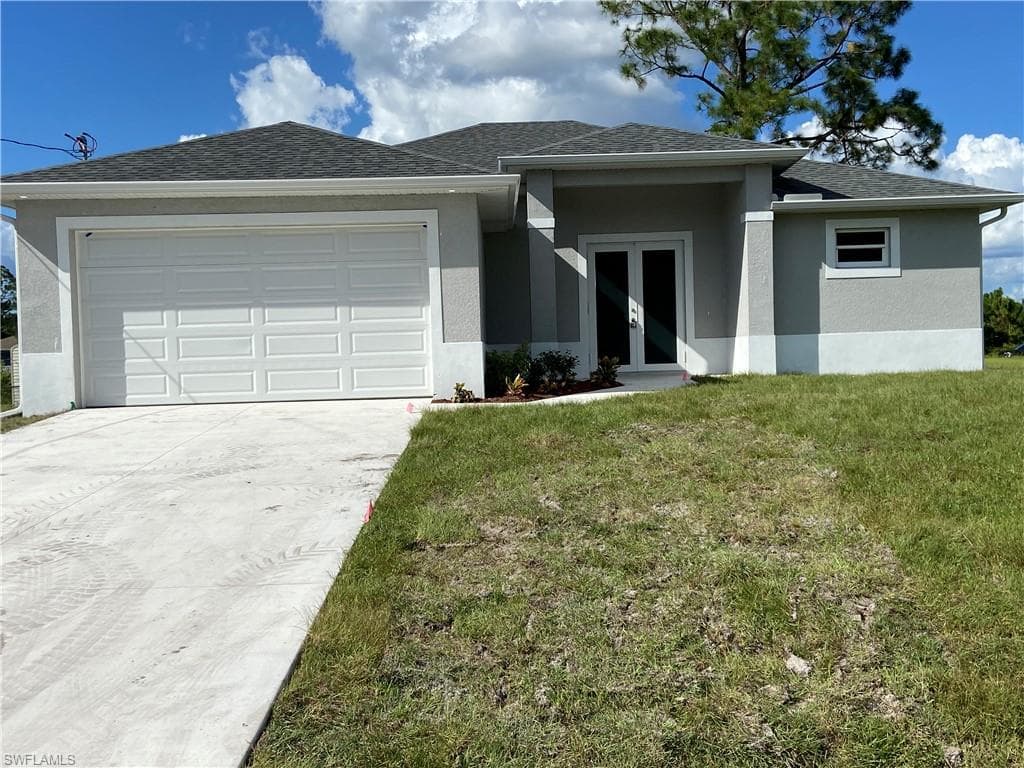 3304 11th ST W LEHIGH ACRES, FL 33971