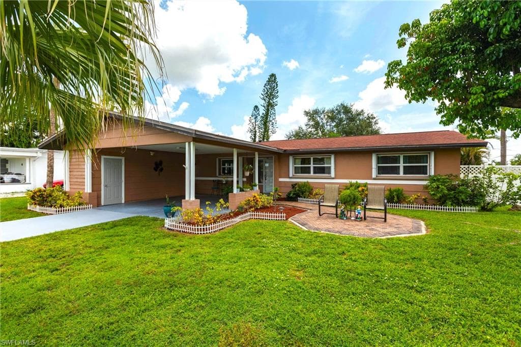 401 14th PL CAPE CORAL, FL 33909