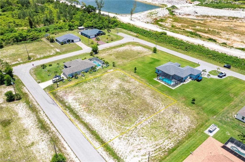 3606 NW 38th ST CAPE CORAL, FL 33993