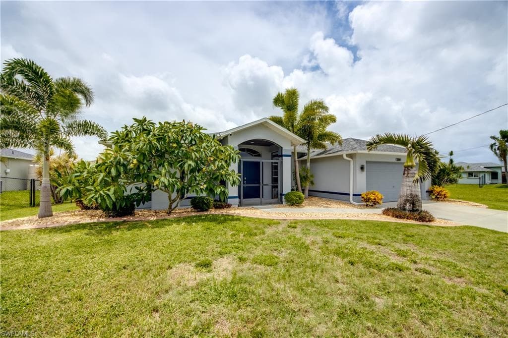 204 NW 28th ST CAPE CORAL, FL 33993