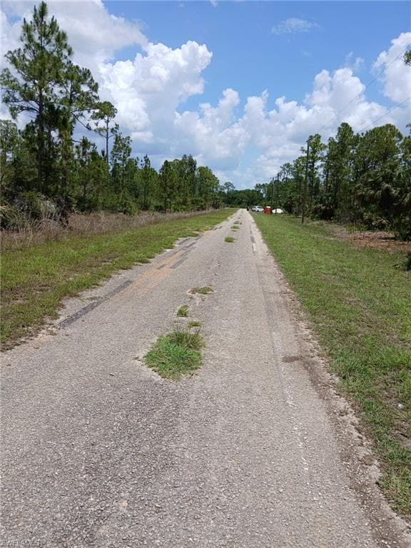 2142 Winnetka DR LEHIGH ACRES, FL 33972