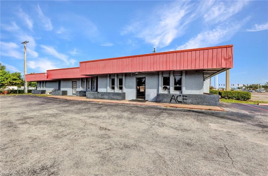 2541 Tamiami TRL C PORT CHARLOTTE, FL 33952