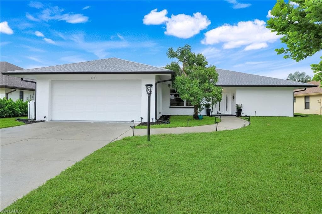 9741 Campbell CIR NAPLES, FL 34109