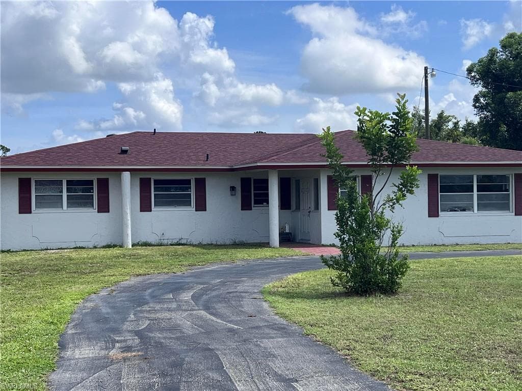 6431 Bright RD NORTH FORT MYERS, FL 33917