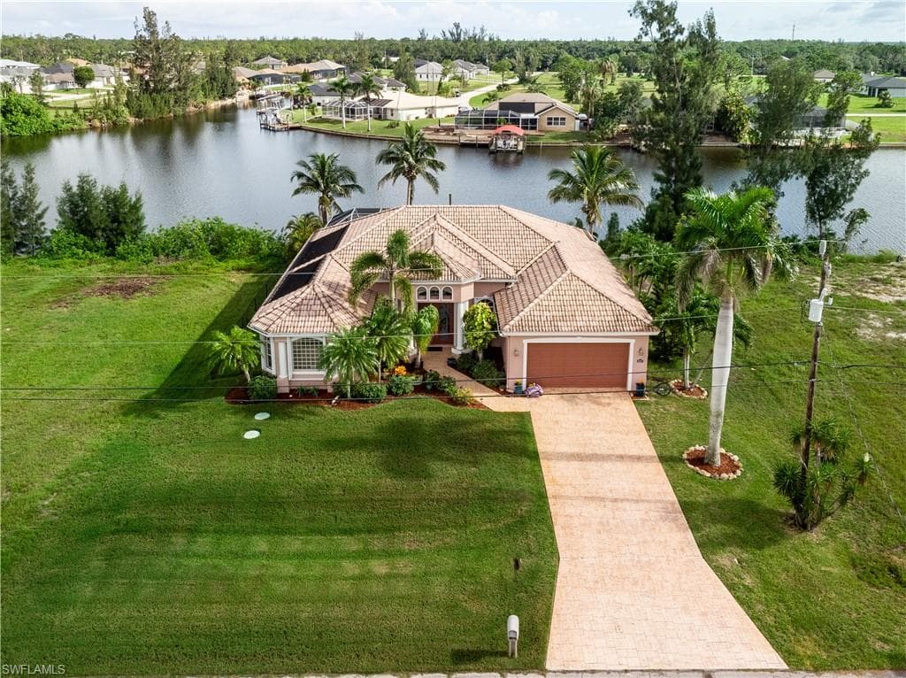3237 NW 21st TER CAPE CORAL, FL 33993