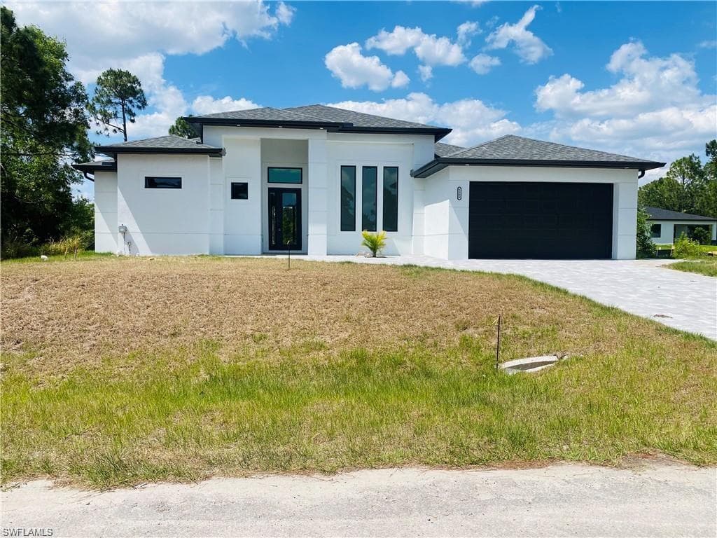 5300 3rd ST W LEHIGH ACRES, FL 33971